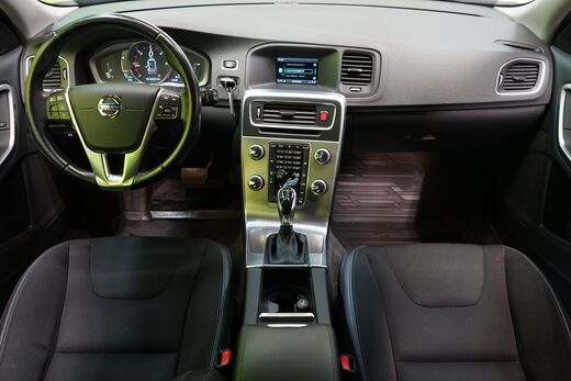 Volvo V60 Cross Country vaihtoauto