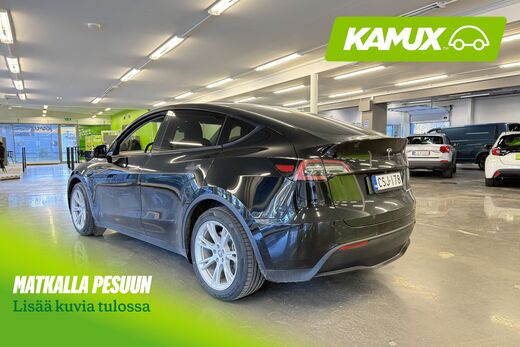 Tesla Model Y vaihtoauto