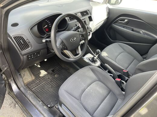 Kia Rio vaihtoauto