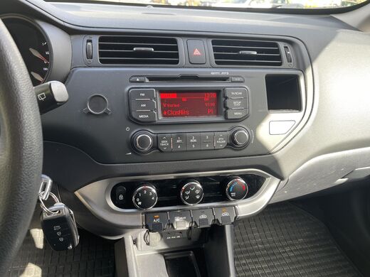 Kia Rio vaihtoauto