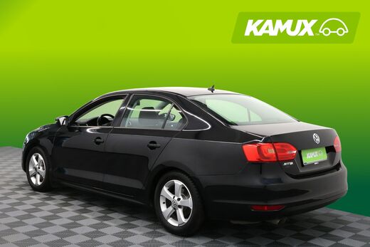 Volkswagen Jetta vaihtoauto