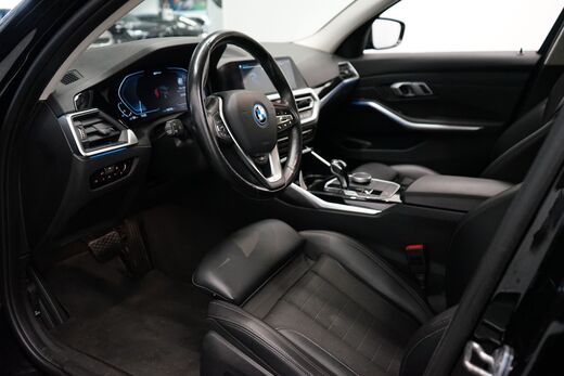 BMW 320 vaihtoauto