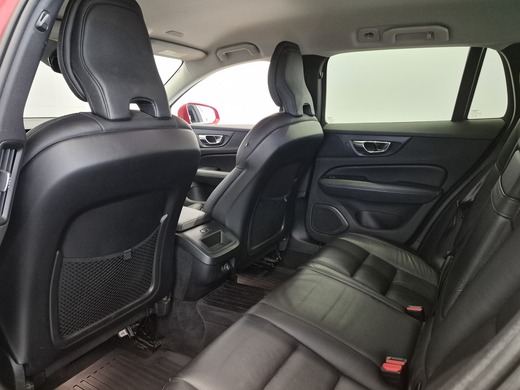 Volvo V60 Cross Country vaihtoauto