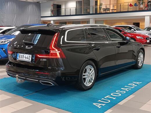 Volvo V60 vaihtoauto