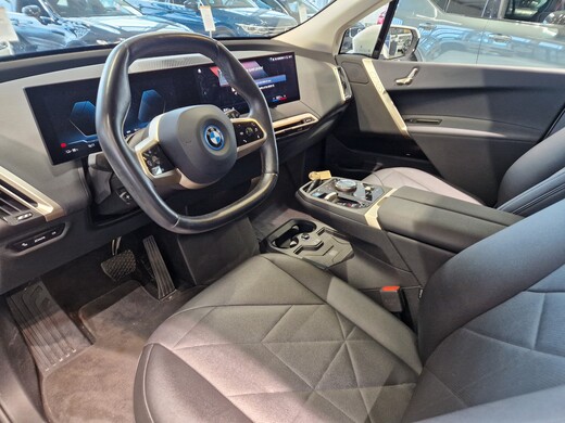 BMW iX vaihtoauto