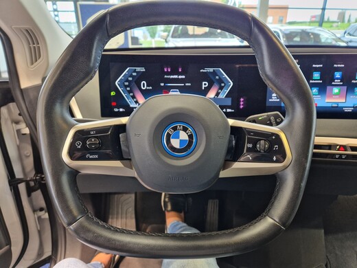 BMW iX vaihtoauto