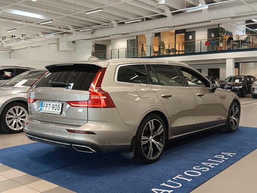 Volvo V60 vaihtoauto