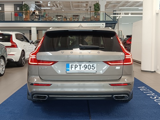 Volvo V60 vaihtoauto