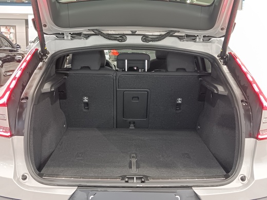 Volvo C40 vaihtoauto