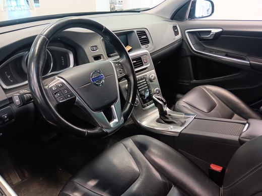 Volvo V60 Cross Country vaihtoauto