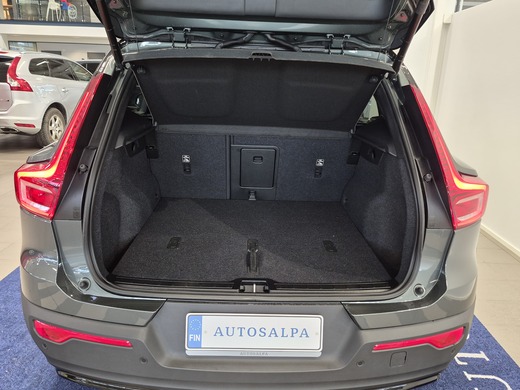 Volvo EX40 vaihtoauto