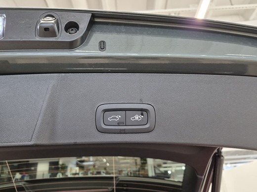 Volvo EX40 vaihtoauto