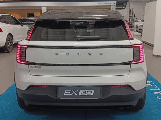 Volvo EX30 vaihtoauto