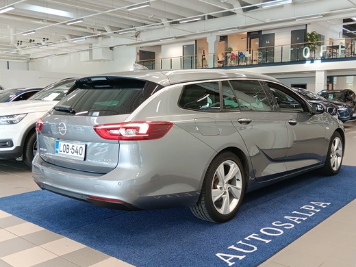 Opel Insignia vaihtoauto