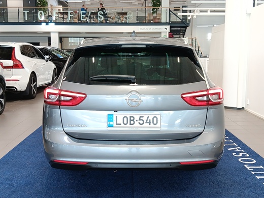 Opel Insignia vaihtoauto