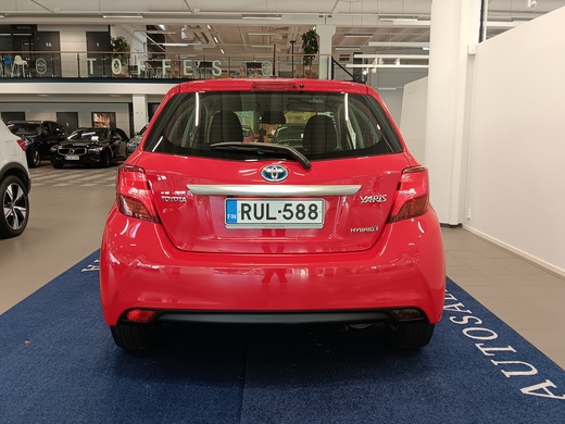 Toyota Yaris vaihtoauto