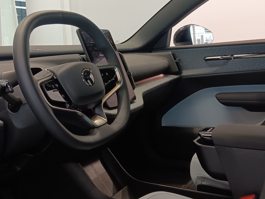 Volvo EX30 vaihtoauto