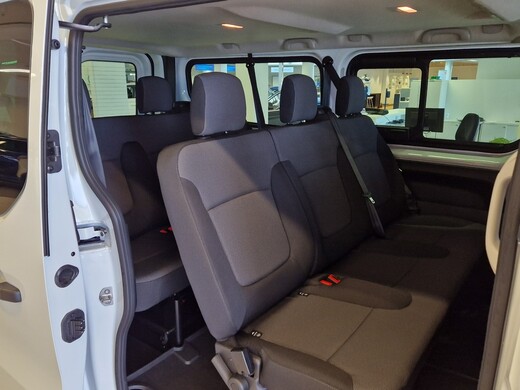 Renault Trafic Combi vaihtoauto