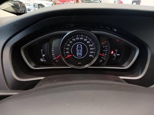 Volvo V40 vaihtoauto
