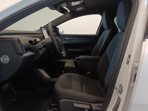 Volvo EX30 vaihtoauto