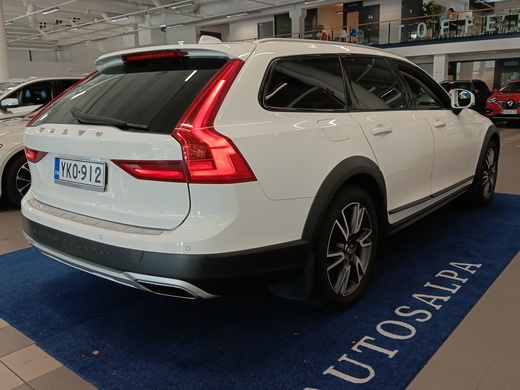 Volvo V90 Cross Country vaihtoauto