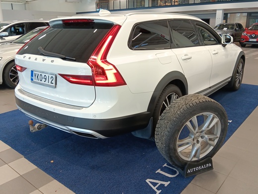 Volvo V90 Cross Country vaihtoauto