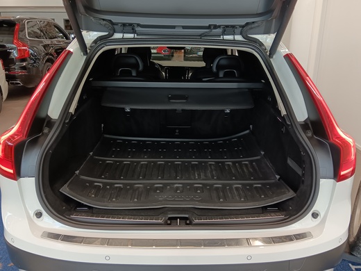 Volvo V90 Cross Country vaihtoauto