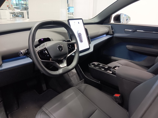 Volvo EX30 vaihtoauto