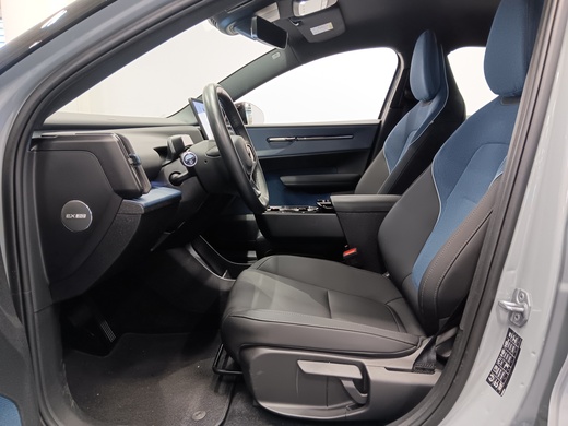 Volvo EX30 vaihtoauto
