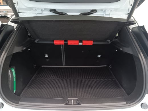 Volvo EX30 Cross Country vaihtoauto