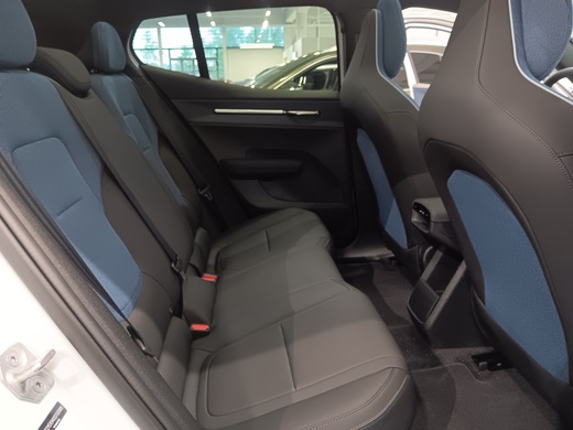Volvo EX30 Cross Country vaihtoauto