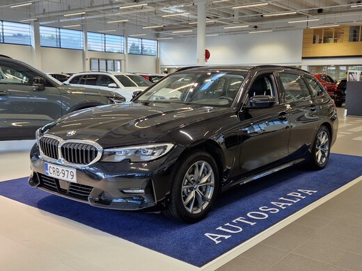 BMW 330 vaihtoauto