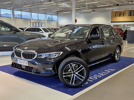 BMW 330 vaihtoauto