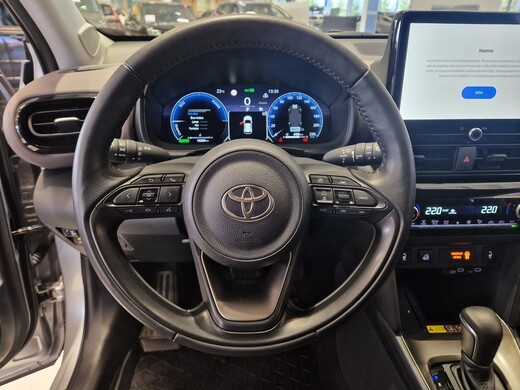Toyota Yaris Cross vaihtoauto