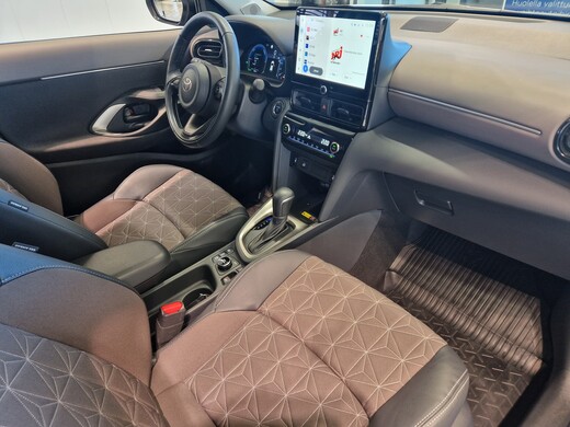 Toyota Yaris Cross vaihtoauto