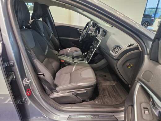 Volvo V40 vaihtoauto