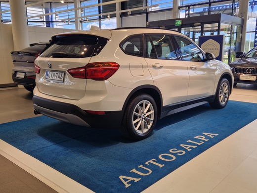 BMW X1 vaihtoauto