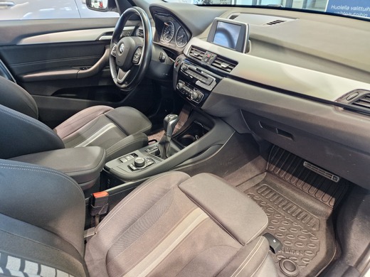 BMW X1 vaihtoauto