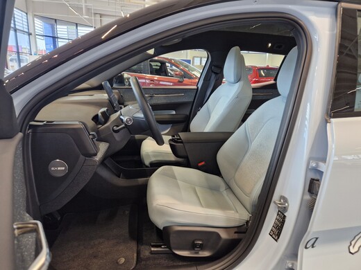 Volvo EX30 vaihtoauto