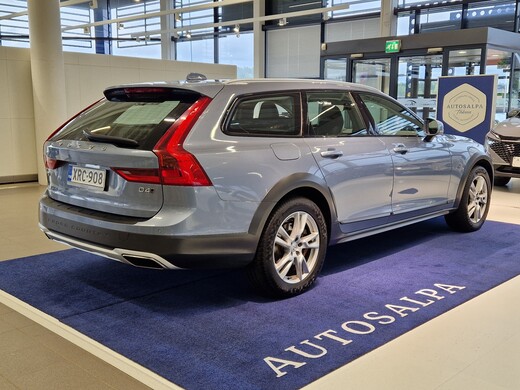 Volvo V90 Cross Country vaihtoauto