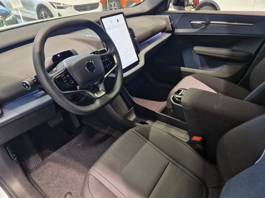 Volvo EX30 vaihtoauto