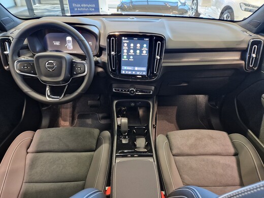 Volvo EC40 vaihtoauto