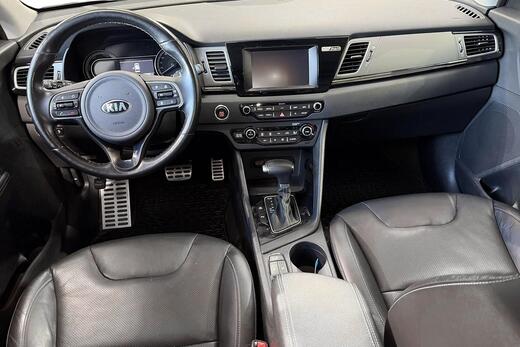 Kia Niro plug-in vaihtoauto
