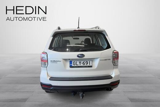 Subaru Forester vaihtoauto