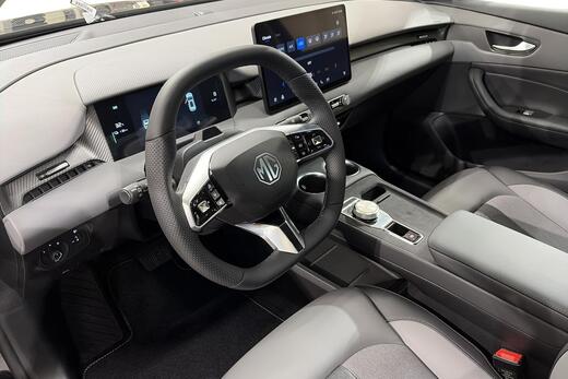 MG MGS5 EV vaihtoauto