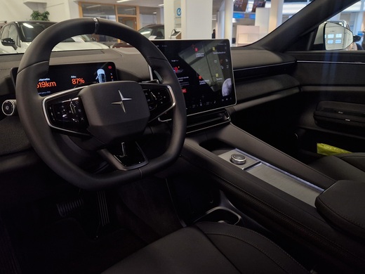 Polestar 4 vaihtoauto