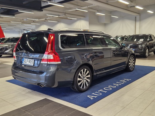 Volvo V70 vaihtoauto