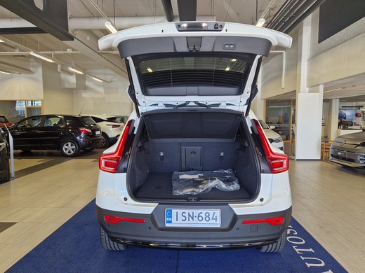 Volvo EX40 vaihtoauto