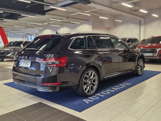 Skoda Superb vaihtoauto