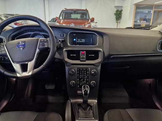 Volvo V40 vaihtoauto